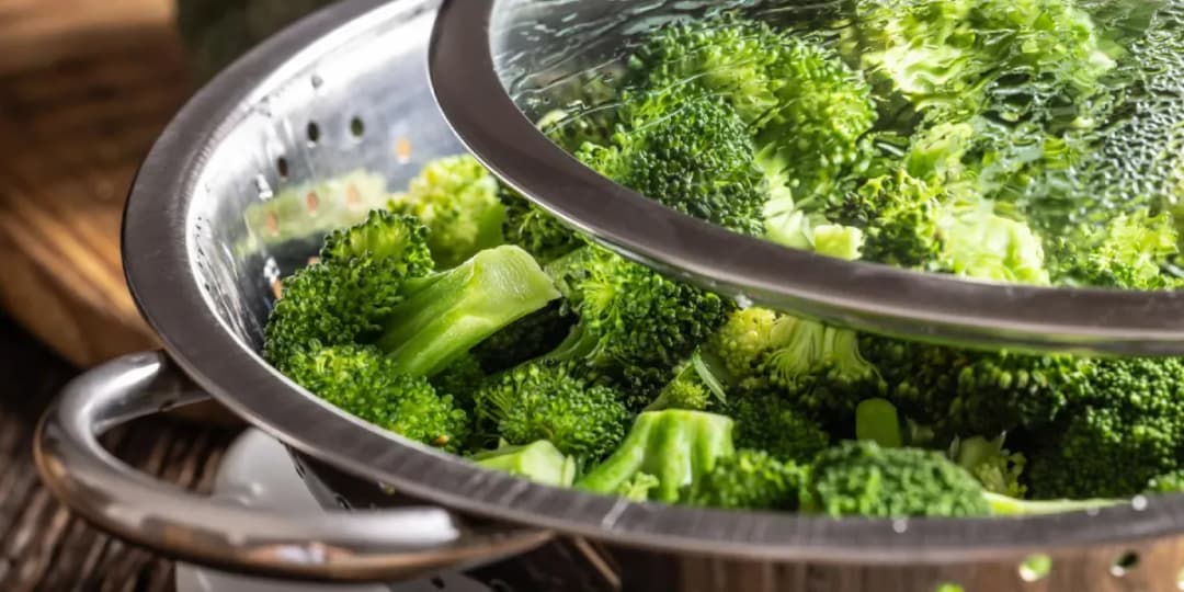 Dieta przy zapaleniu uchyłków jelita grubego - co jeść, przepisy