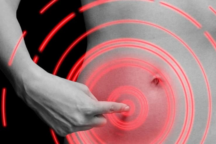 Ból w prawej stronie brzucha: Przyczyny bólu, jak sobie z tym poradzić